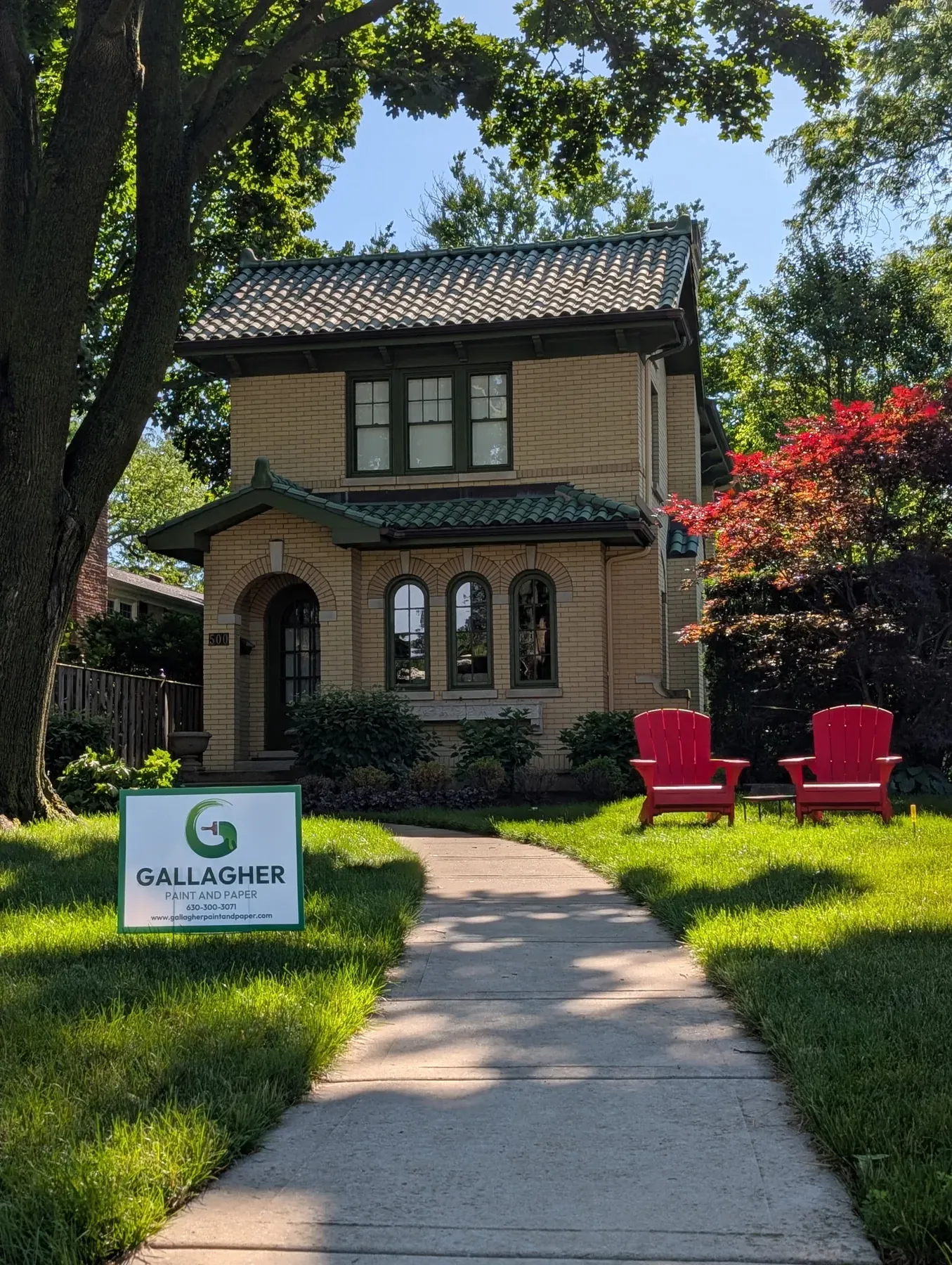 Beautifully painted Chicagoland home